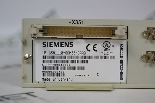 SIEMENS SIMODRIVE 611 Digital Control Unit 6SN1118-0DM33-0AA0