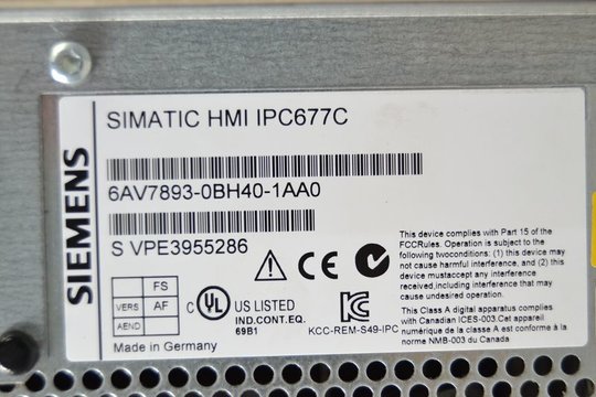 SIEMENS SIMATIC Touch Panel HMI IPC677C 6AV7893-0BH40-1AA0