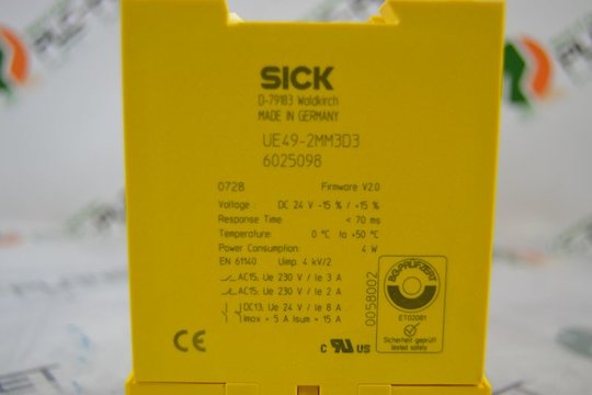 SICK Sicherheitsschaltgerät UE49-2MM