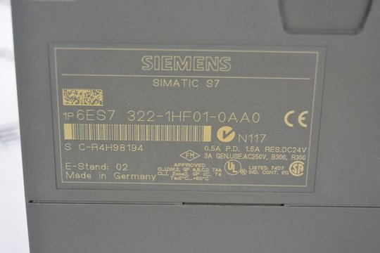 SIEMENS SIMATIC S7 Digital-Ausgabe SM322  6ES7322-1HF01-0AA0