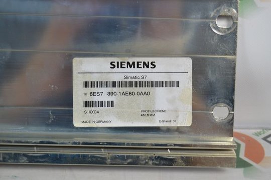 SIEMENS SIMATIC S7 6ES7390-1AE80-0AA0