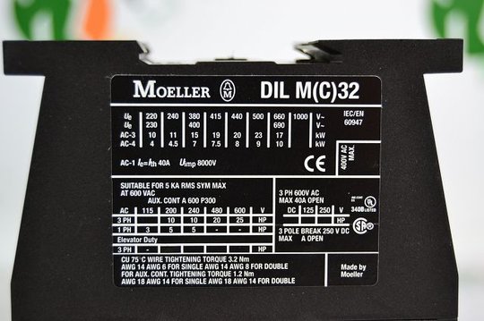 MOELLER DIL M32-10