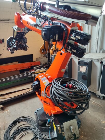 KUKA Industry Robot KR150 R2700 extra / KRC4 / Complete Set