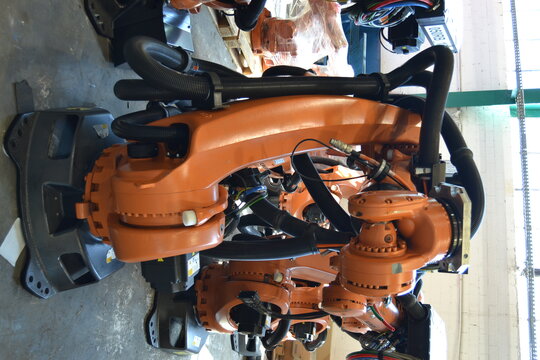 KUKA Industry-Robot KR240 R2900 Ultra + Electronic Cabinet + Teachpendant