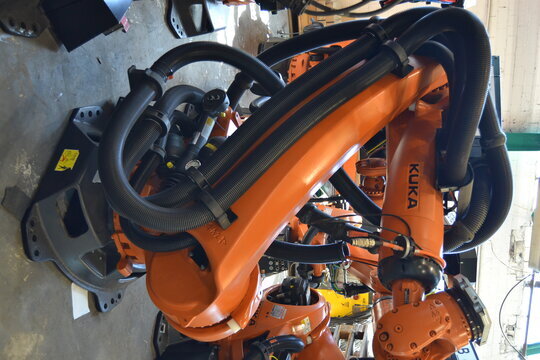 KUKA Industry-Robot KR240 R2900 Ultra + Electronic Cabinet + Teachpendant