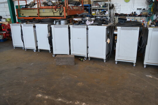KUKA Industry-Robot KR150 R3100 Prime + Electronic Cabinet + Teachpendant