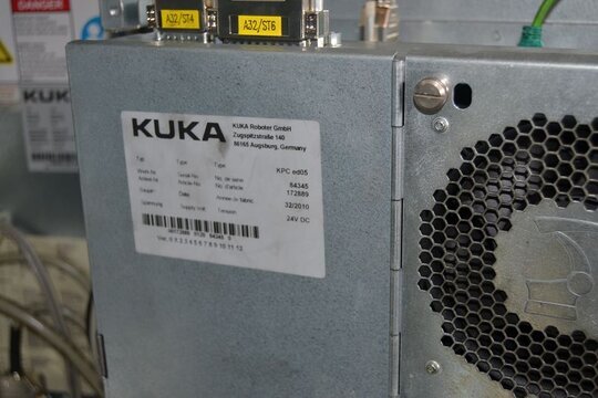 KUKA Industrie-Roboter KR100-2 P-C 2000 + Schaltschrank + Teachpendant + KPC ed05