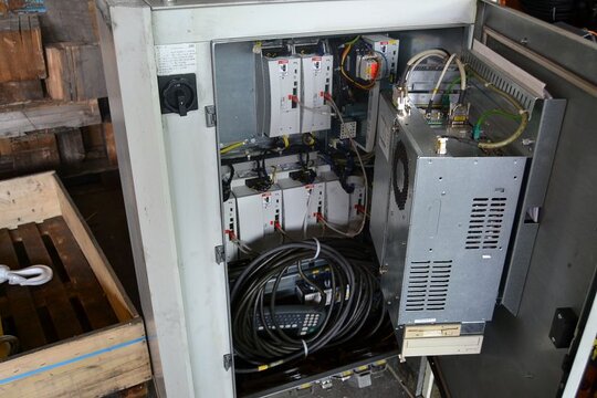 KUKA Industrie-Roboter Schaltschrank KR C2 AK9