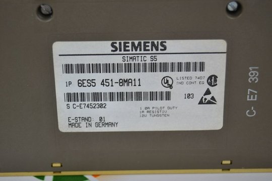 SIEMENS SIMATIC S5 Digital-Output 6ES5451-8MA11 6ES5 451-8MA11