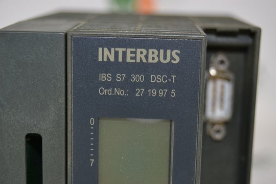 PHEONIX CONTACT INTERBUS IBS S7 300 DSC-T Interbus Ord. Nr.: 27 19 97 5 (2719975)