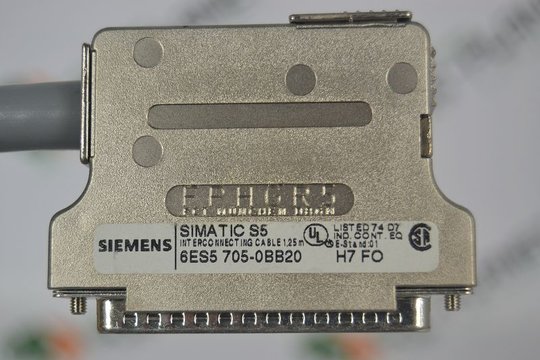 SIEMENS SIMATIC S5 Cable 6ES5705-0BB20 6ES5 705-0BB20 OVP