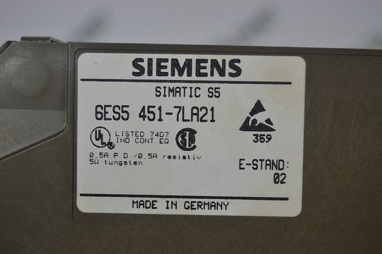 SIEMENS SIMATIC S5 Digital-Output 6ES5451-7LA21 6ES5 451-7LA21  OVP