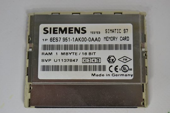 SIEMENS SIMATIC S7  6ES7 951-1AK00-0AA0 6ES79511AK000AA0