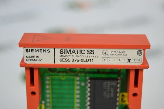 SIEMENS SIMATIC S5  6ES5 375-0LD11 6ES53750LD11