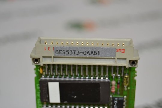 SIEMENS SIMATIC S5  6ES5 373-0AA81 6ES53730AA81