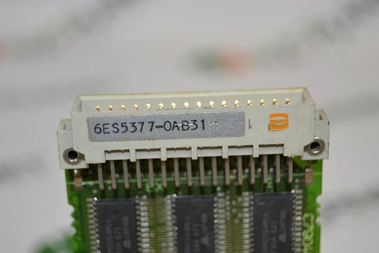 SIEMENS SIMATIC S5  6ES5 377-0AB31 6ES53770AB31